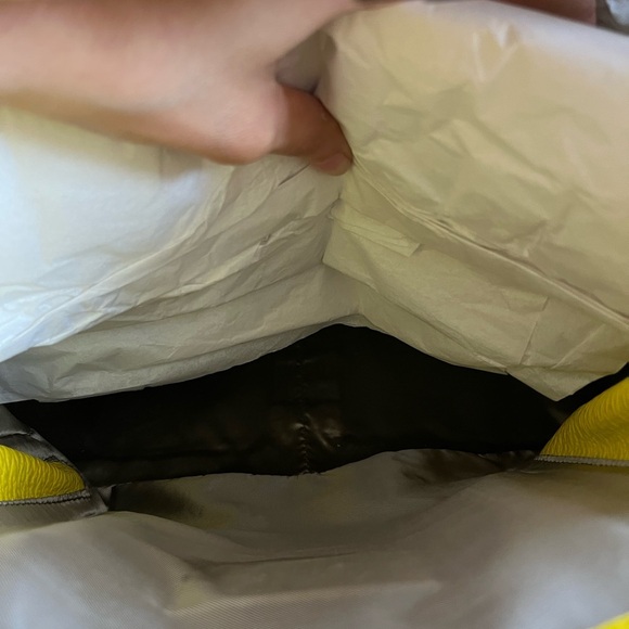 3.1 Phillip Lim Pashli Medium Bright Yellow Calfskin Leather Satchel W/ Strap - Picture 14 of 16